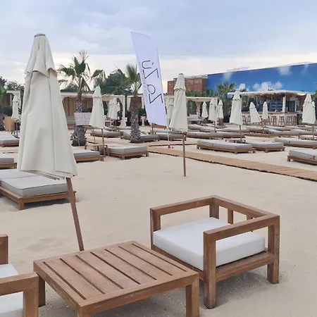 16 - Rainbow Complex Appartamento