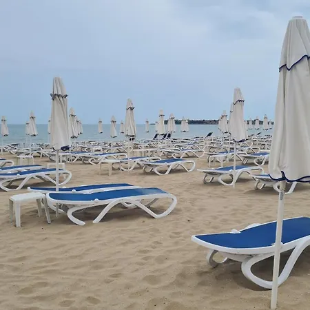 16 - Rainbow Complex *