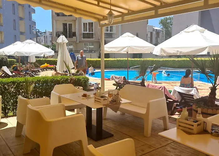 16 - Rainbow Complex Апартаменты